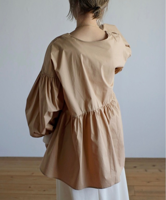 前後2WAYボリュームスリーブブラウス