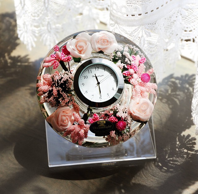 ドイツ製おしゃれ置き時計 花時計 ドリームライト ドリームクロック ピンク