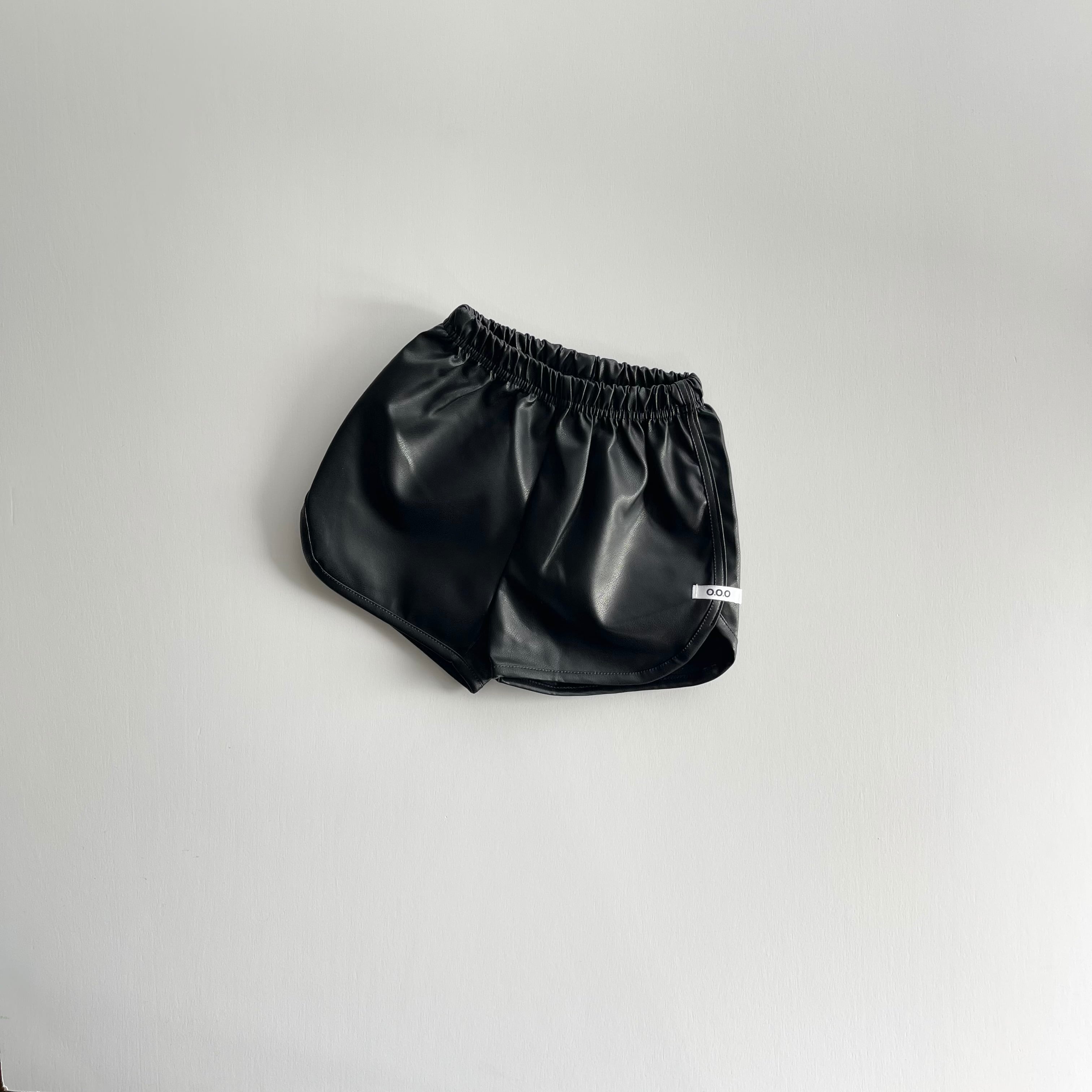 80-150 / leather short pants 〔レザーショートパンツ〕