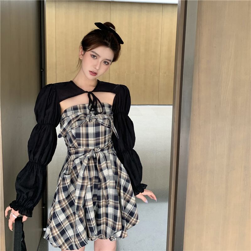 フランスのレトロな気質ブラックトップジャンプスーツツーピースファッションウエスタンスーツ2020新しい女性の夏 ブラックストロベリース20607529301