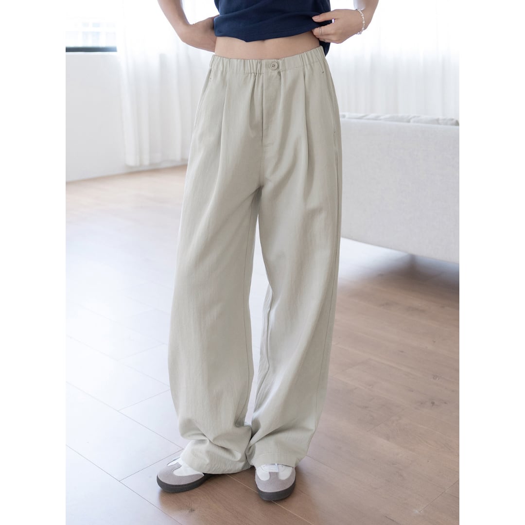 tucked wide straight pants