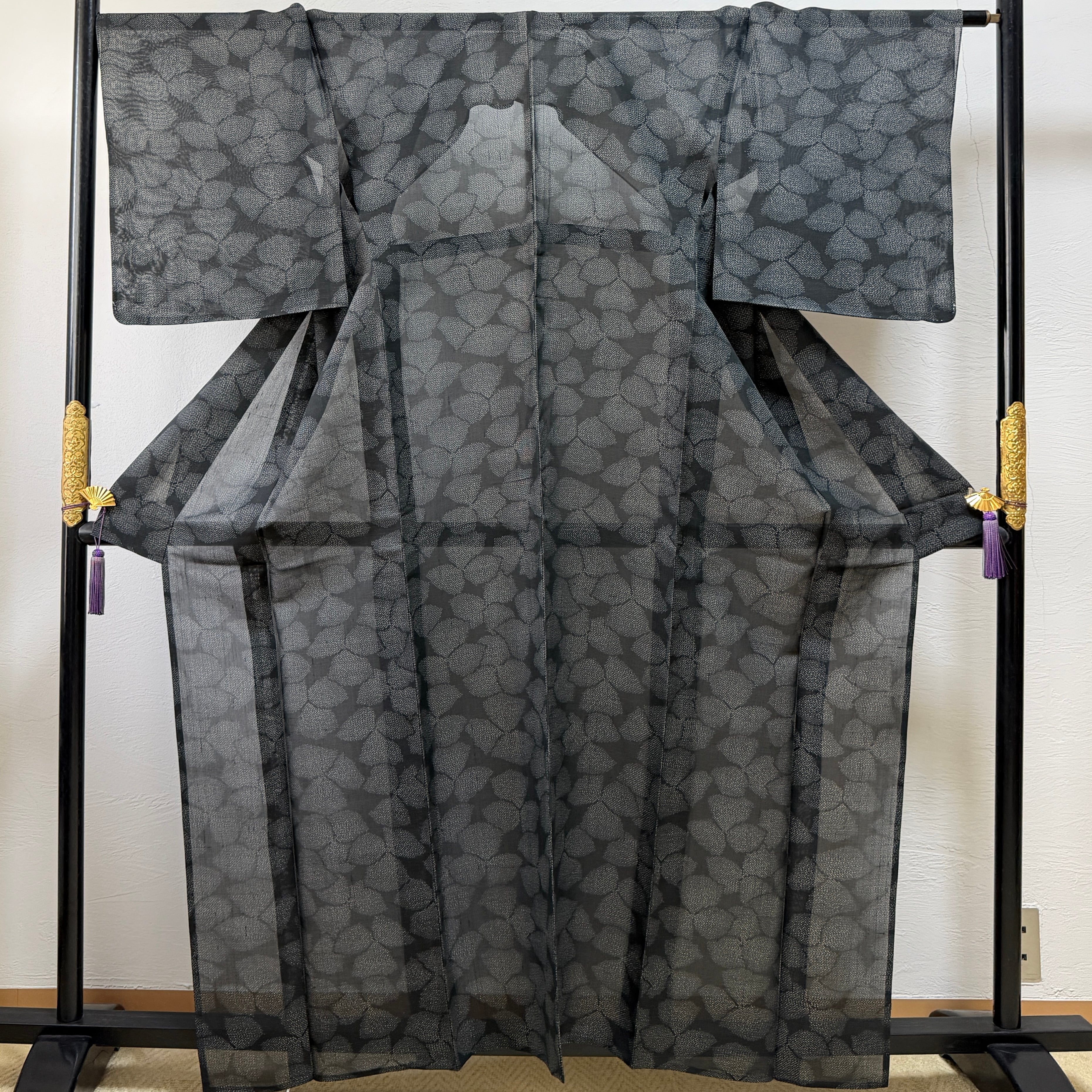 夏紬 透け感 ブラック 正絹｜夏着物 薄物 カジュアル着物 涼しい