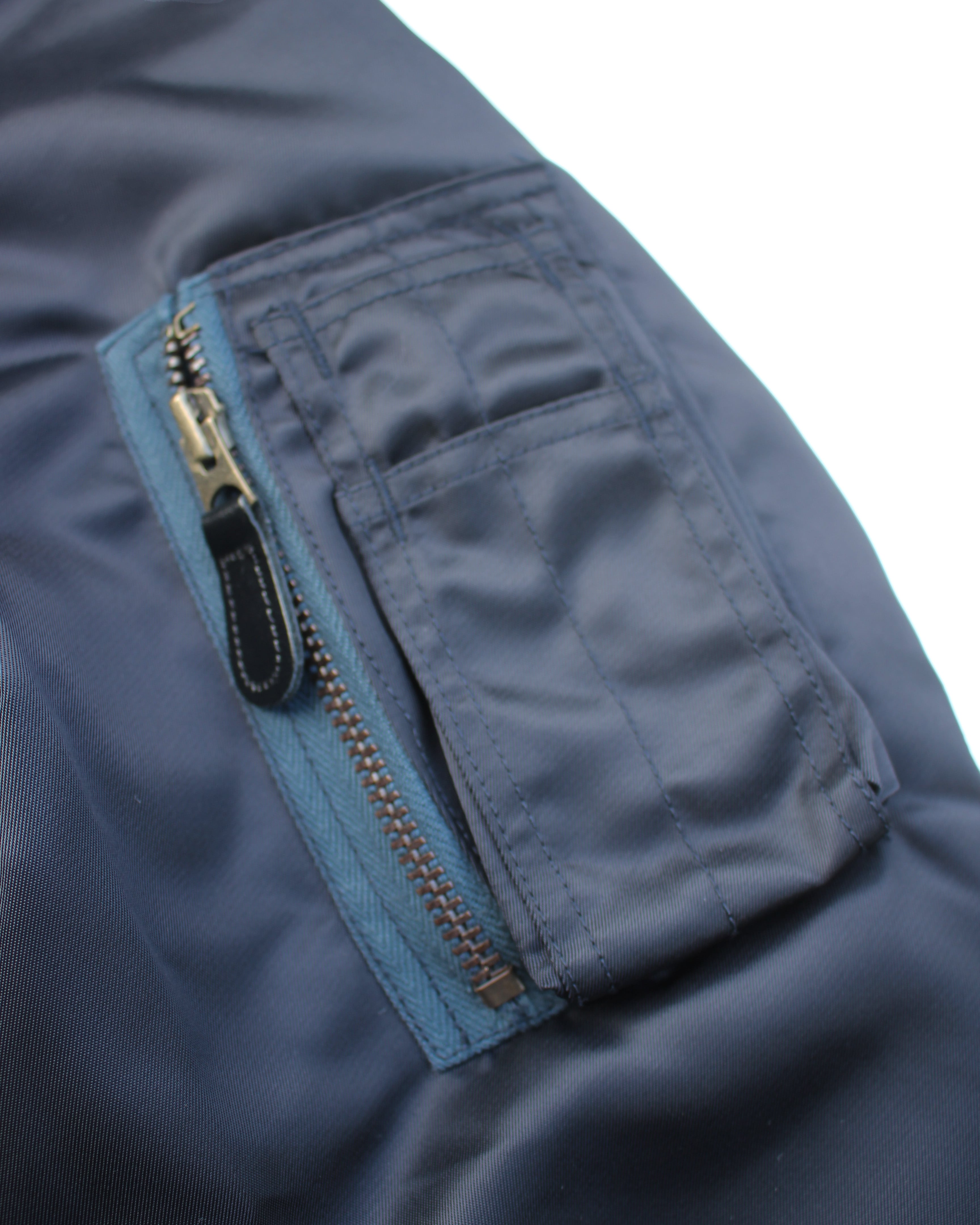 TRANSPORT×MHAK×EACHTIME. MA-1 NAVY | EACHTIME. / EZ DO MARKET