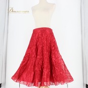 社交ダンス 衣装 スタンダード スカート レッスンウェア レディース Sanline サンリーヌ 赤 花柄 レッド系 練習着 レース シック 透け感 練習用 スカート 踊る 多目的 クラシックなデザイン フェミニン 大人可愛い ラグジュアリー おしゃれ ベルベット感 軽量ファブリック フルフレア デイリーコーデ ゆったり 大人女性用 上品さ エレガント
