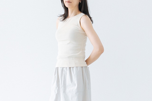 BROAD STITCH RIB - BOAT-NECK SLEEVELESS PULLOVER：針抜きフライス - ボートネックスリーブレスプルオーバー