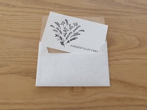 【活版印刷】小さなカードと封筒（CONGRATULATIONS.bouque）