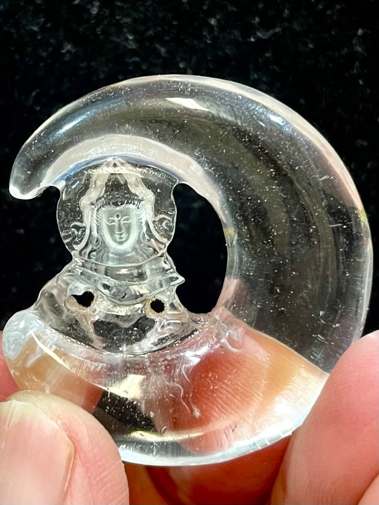 2) 水晶彫刻・クリア・クリスタル「水月観音」さま | レムリアの太陽