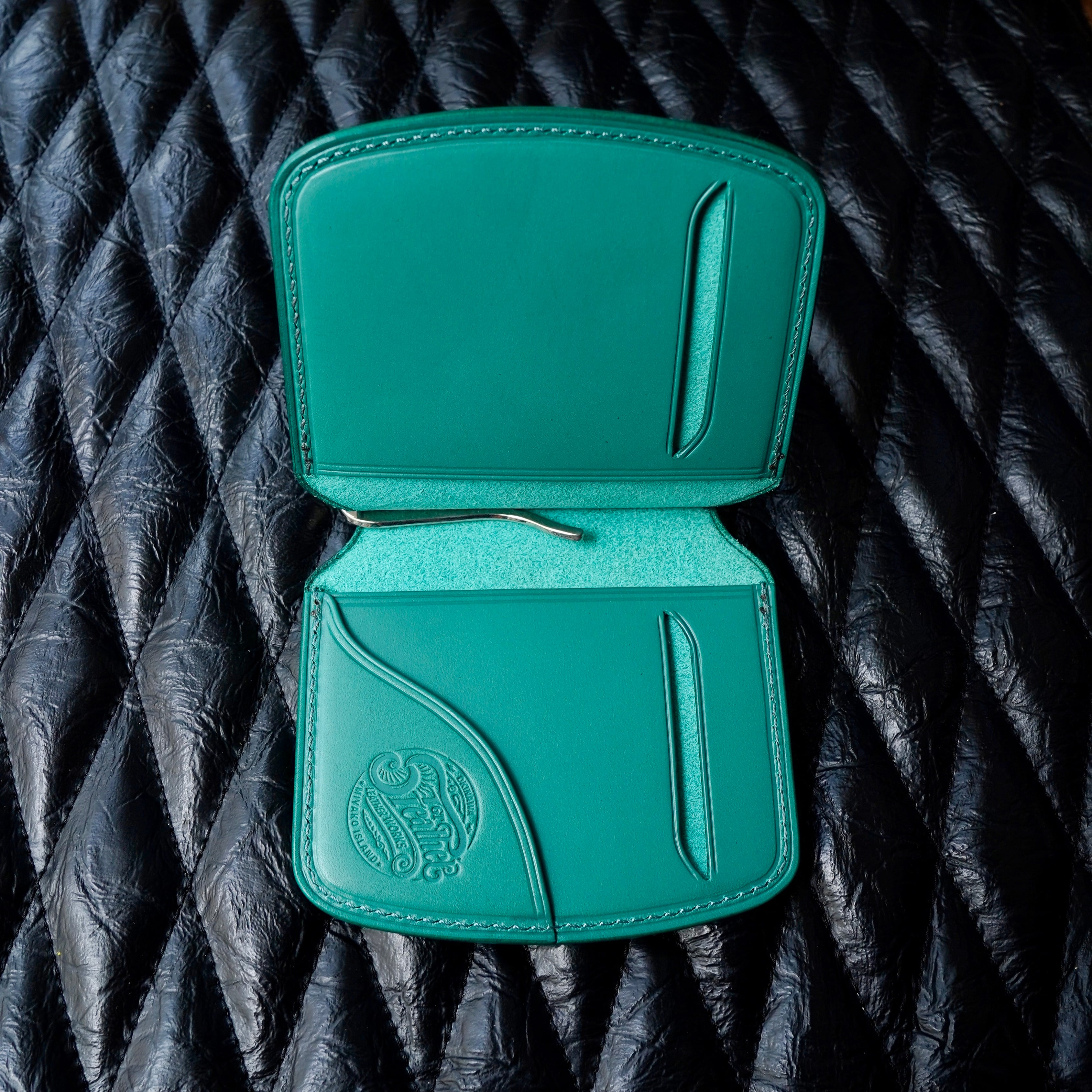 6T LeatherWorks ミドルウォレット ターコイズ　未使用 ブッテーロ ターコイズ【即納】 マネークリップ | 6T leatherworks