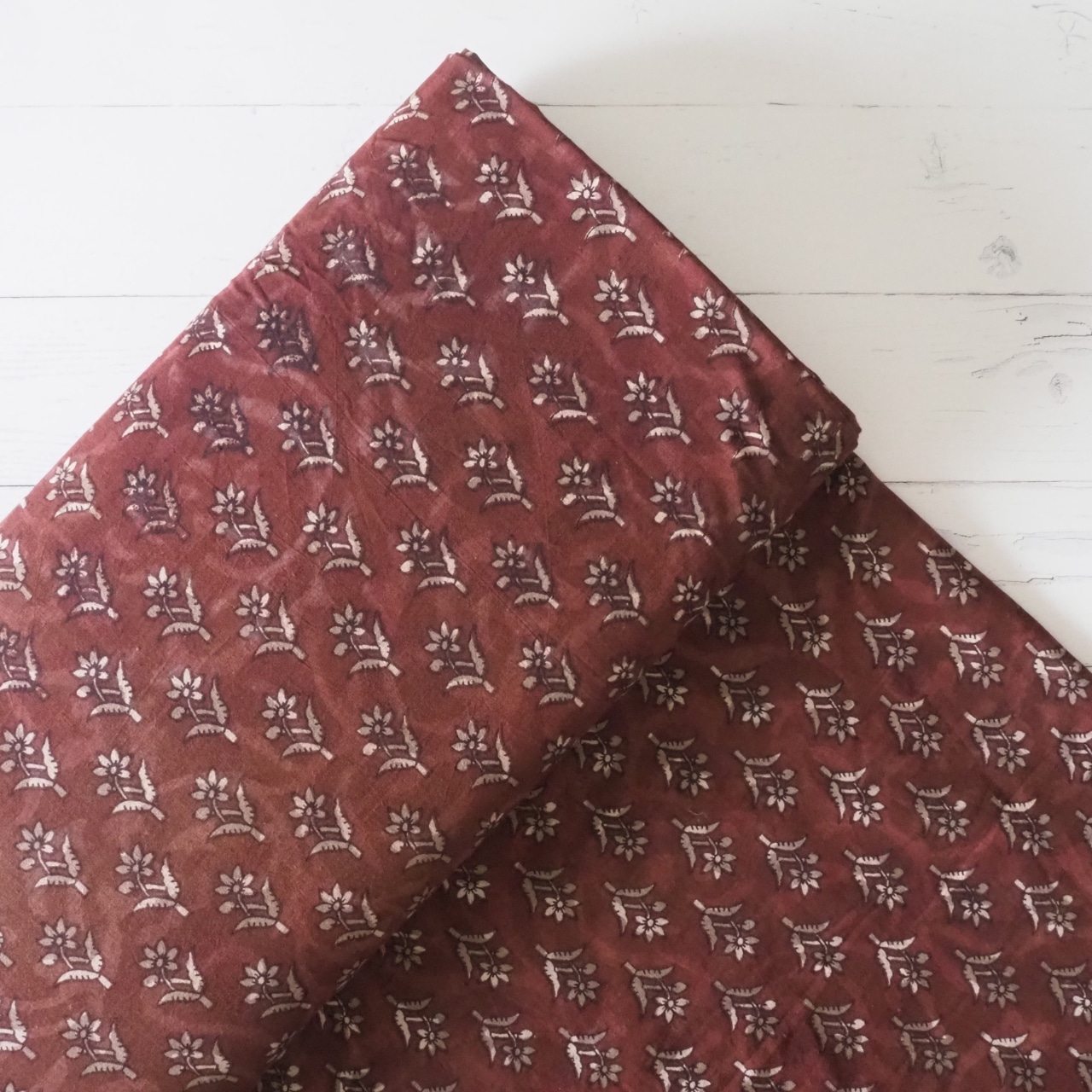 ブロックプリント生地【50cm単位】インド綿 小花柄 ブラウン #40410-BR1