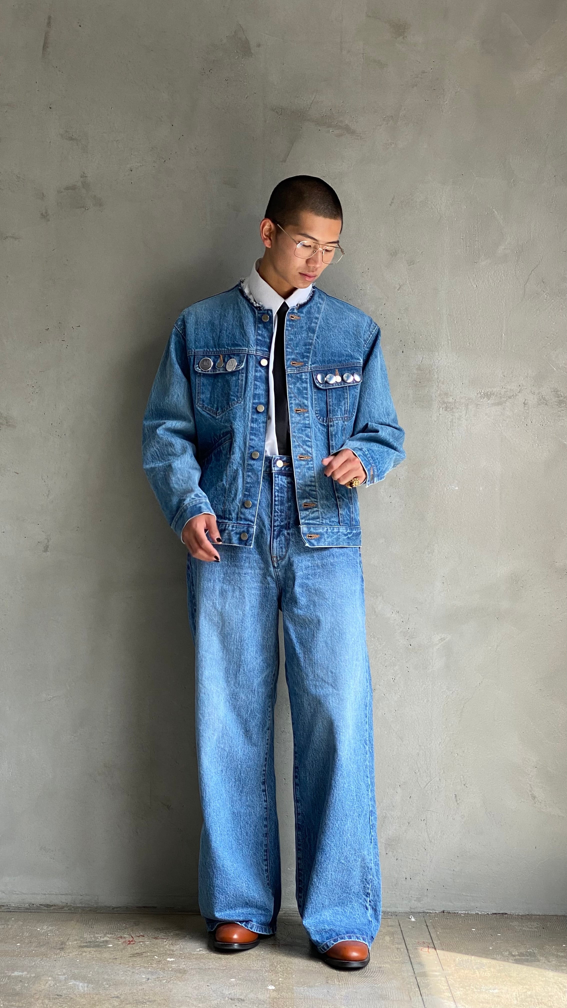 gen izawa baggy pants