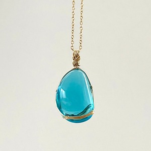 アンダラクリスタル（エレクトリックブルー）女神巻きペンダントトップ　Andara crystal pendant