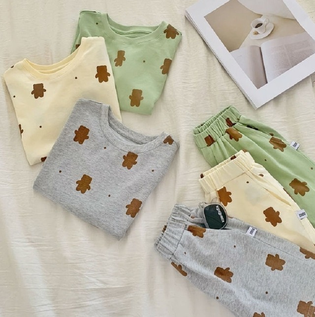 ベアプリントTシャツ＆パンツセット