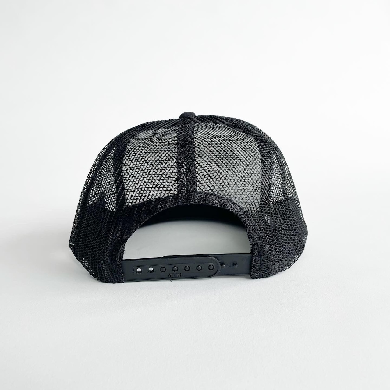 BIWAKO CITY / BASIC LOGO MESH CAP