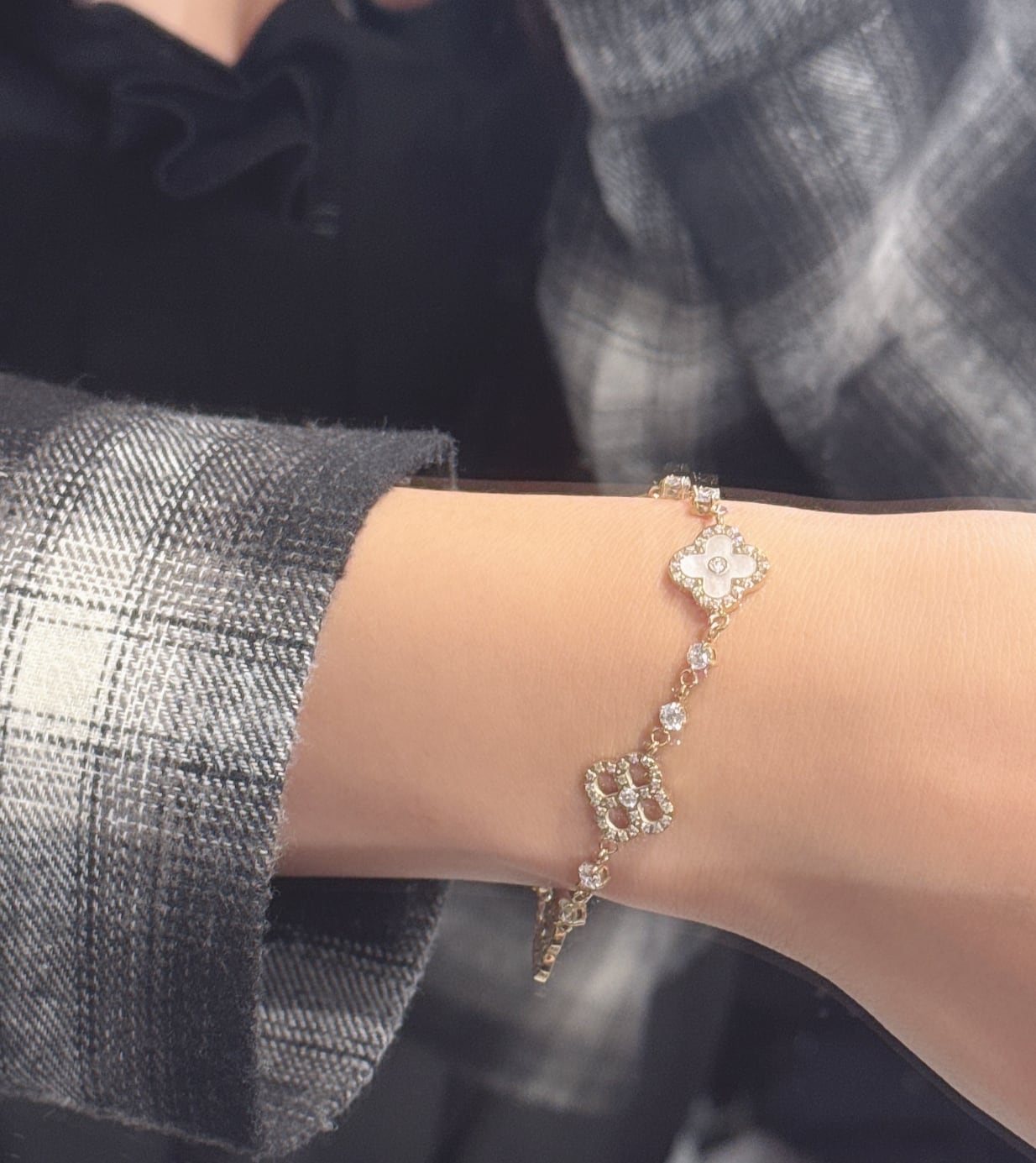 クローバーシェルブレスレット | SASSY ANGEL