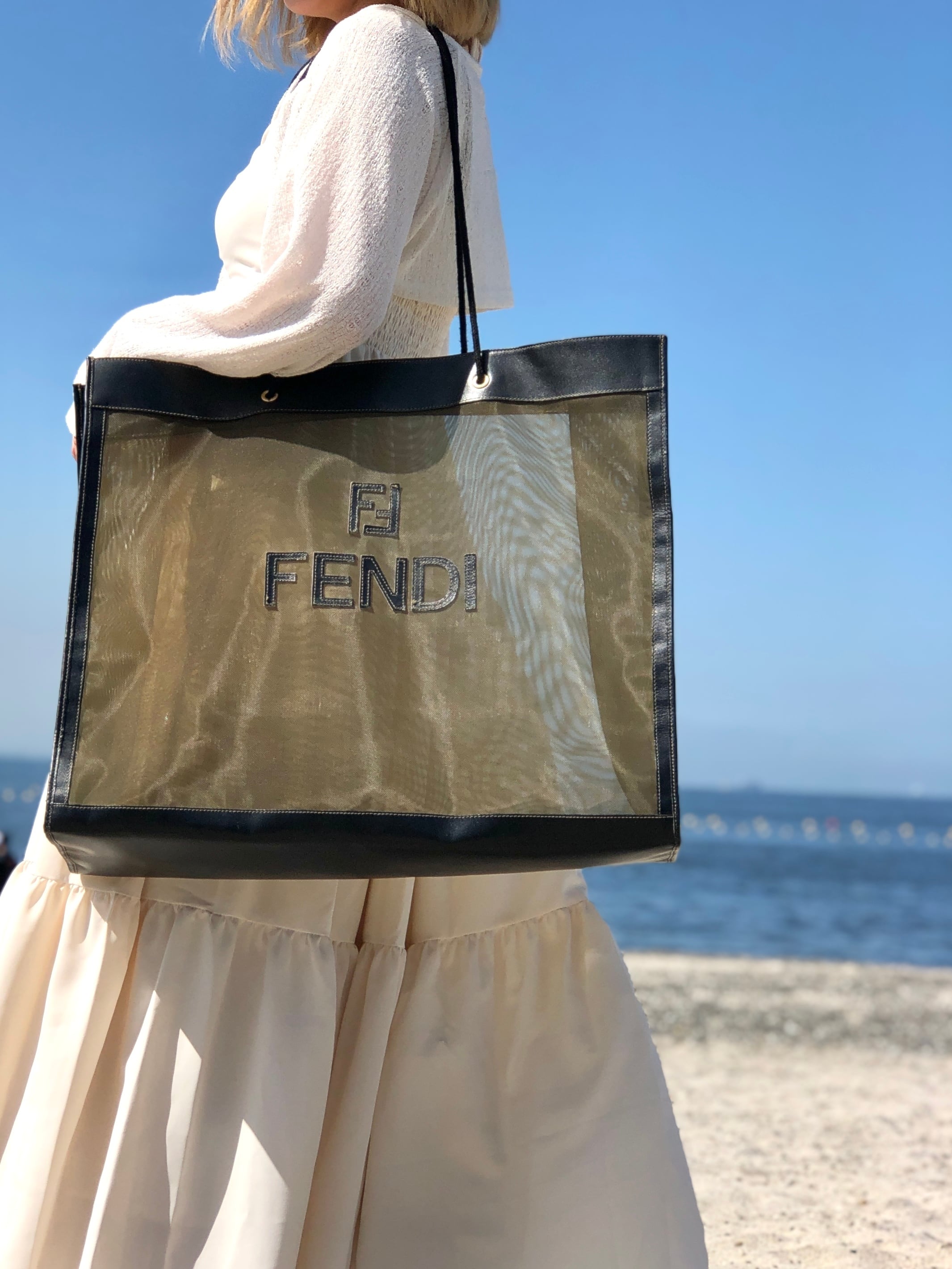 FENDI フェンディ　ロゴ　レザー×ナイロン　メッシュ　A4　スクエア　ビッグトート　ショルダーバッグ　ビッグ　トートバッグ　ブラック　 vintage　ヴィンテージ　オールド　rcvsmr | VintageShop solo powered by BASE