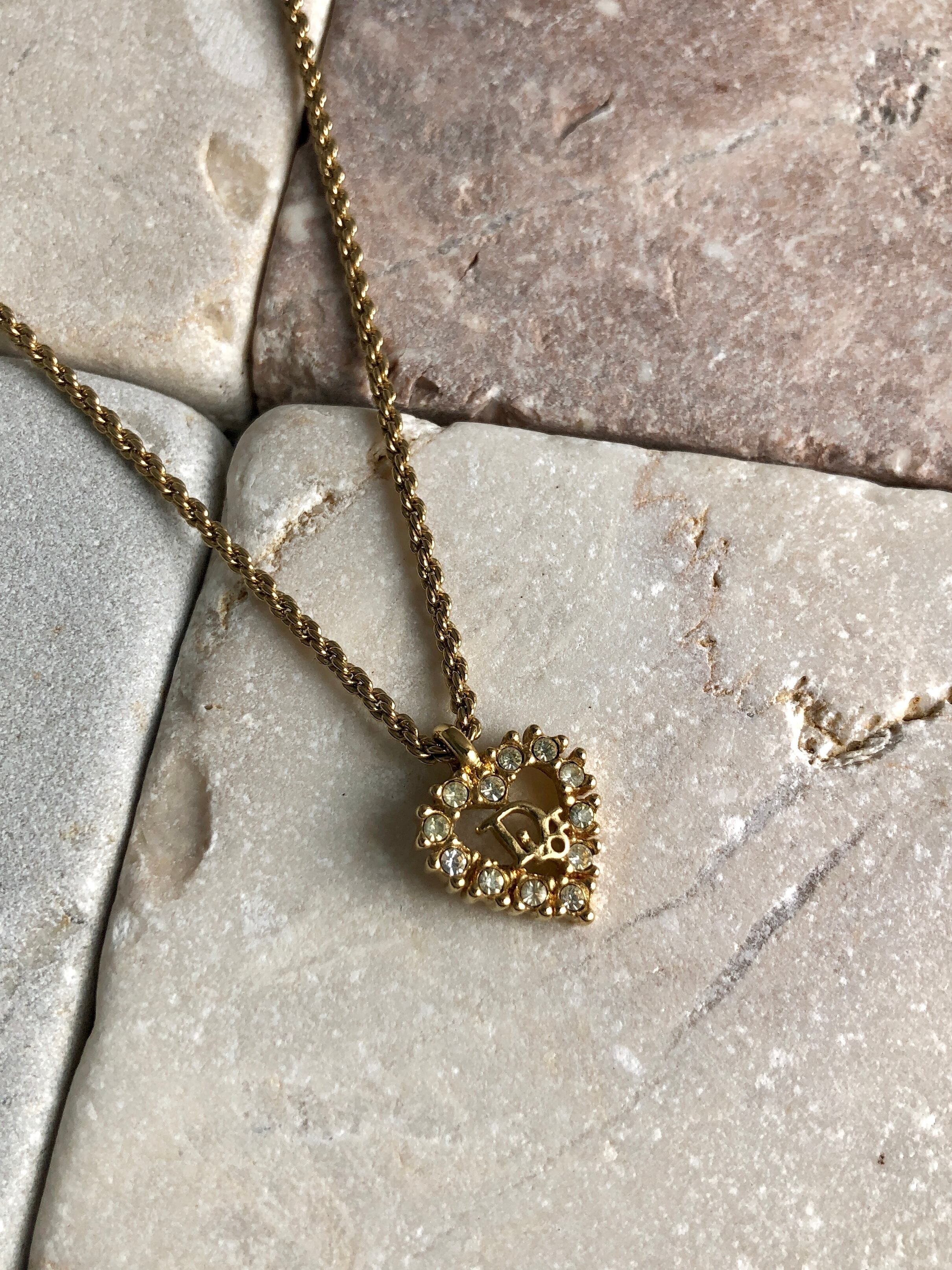 Christian Dior ロゴハートストーンネックレスvintage