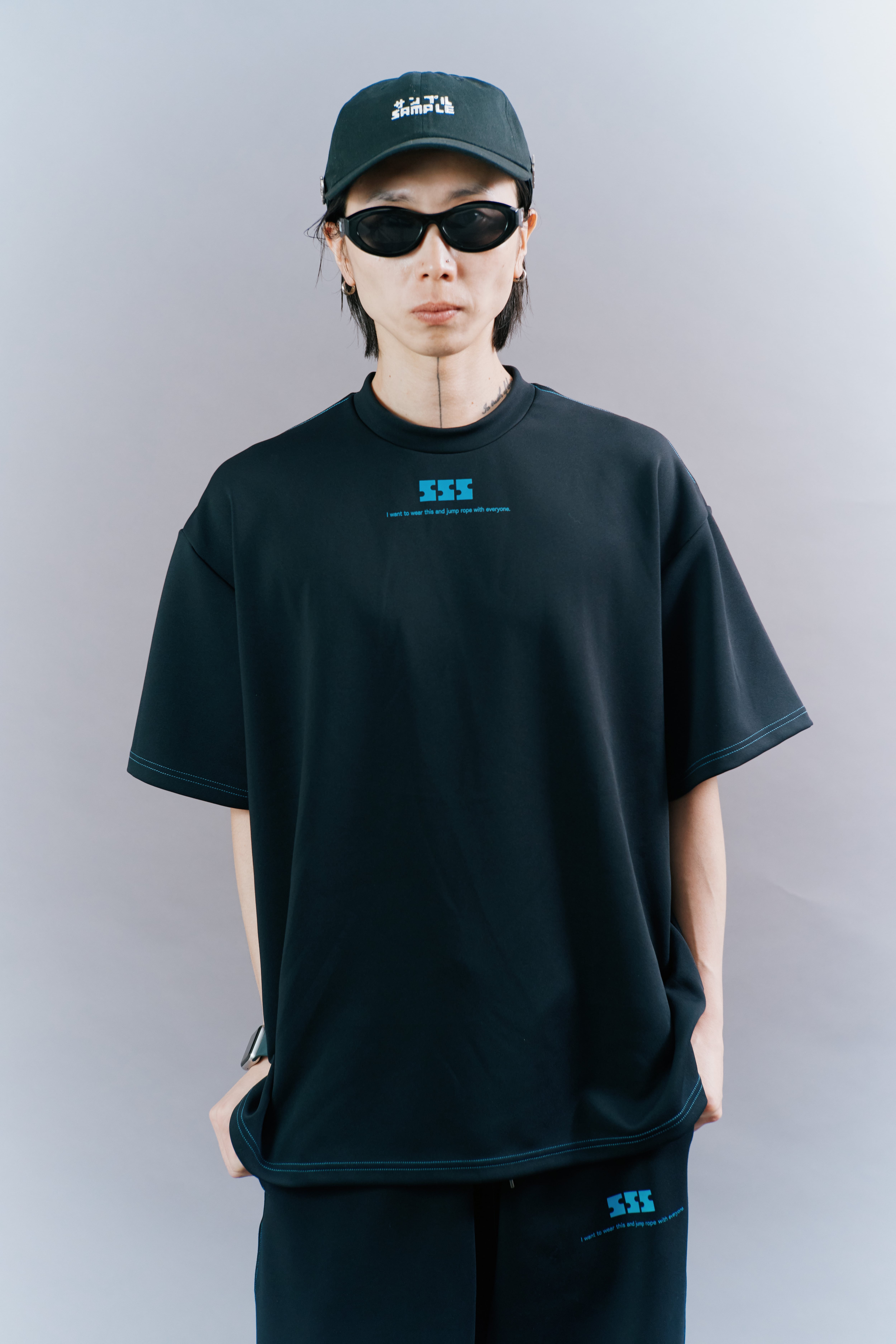 C-FORM™ performance tee – BLACK(TAX IN) | SAMPLE