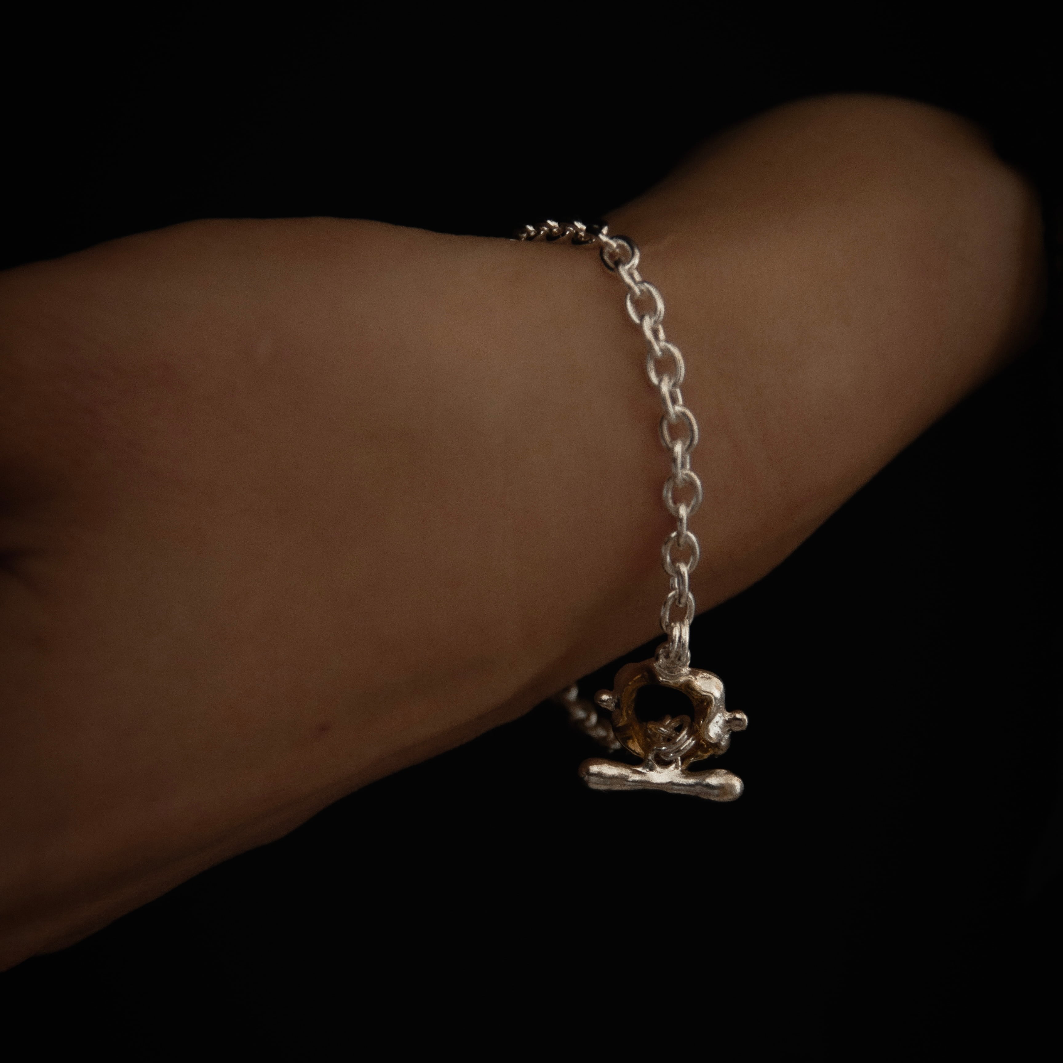 チェーンブレス