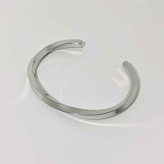 twist bangle #253