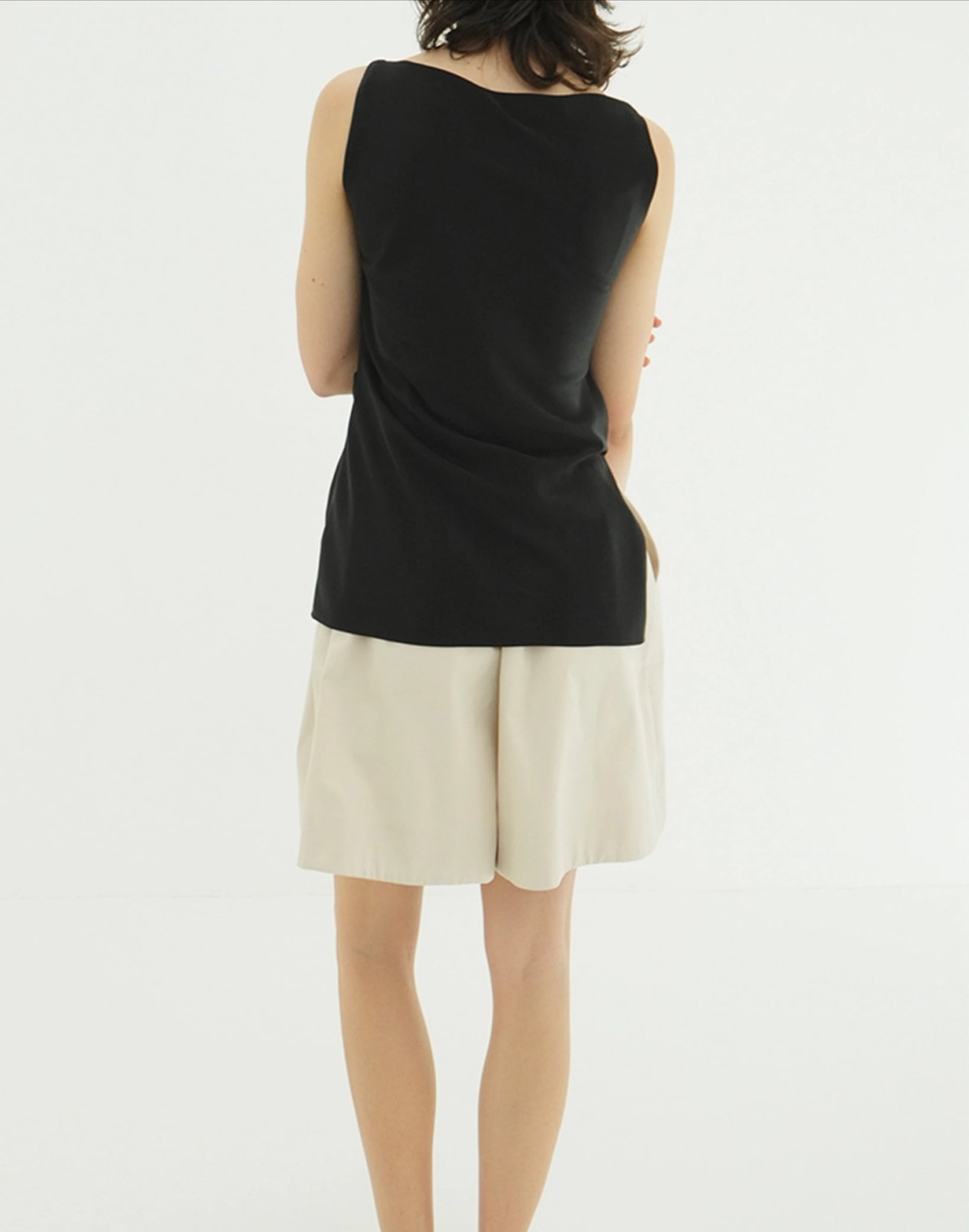 CLANE SATIN DRAPE TOPS | FLICKA ASHIYA