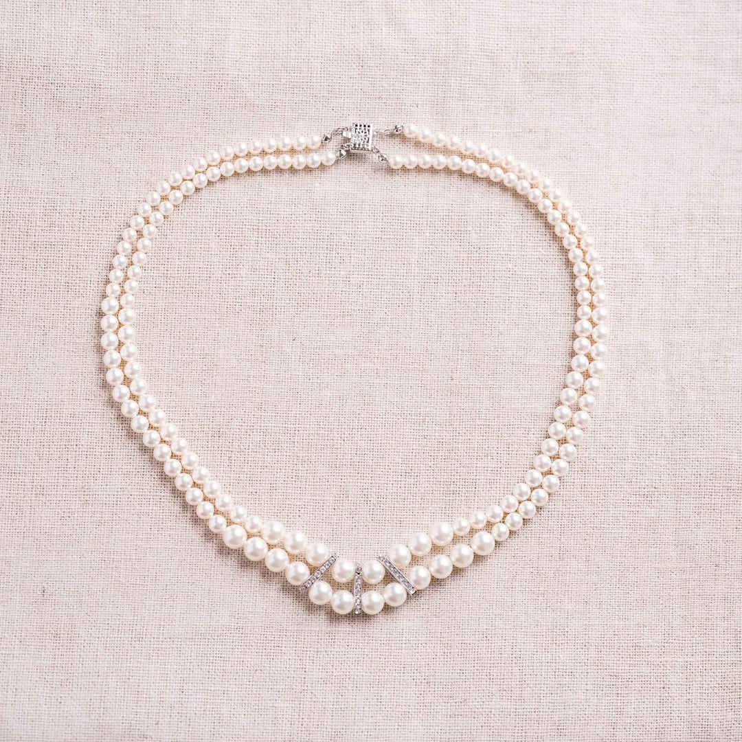 Valentine's Day Marche: Costume pearl double strand necklace