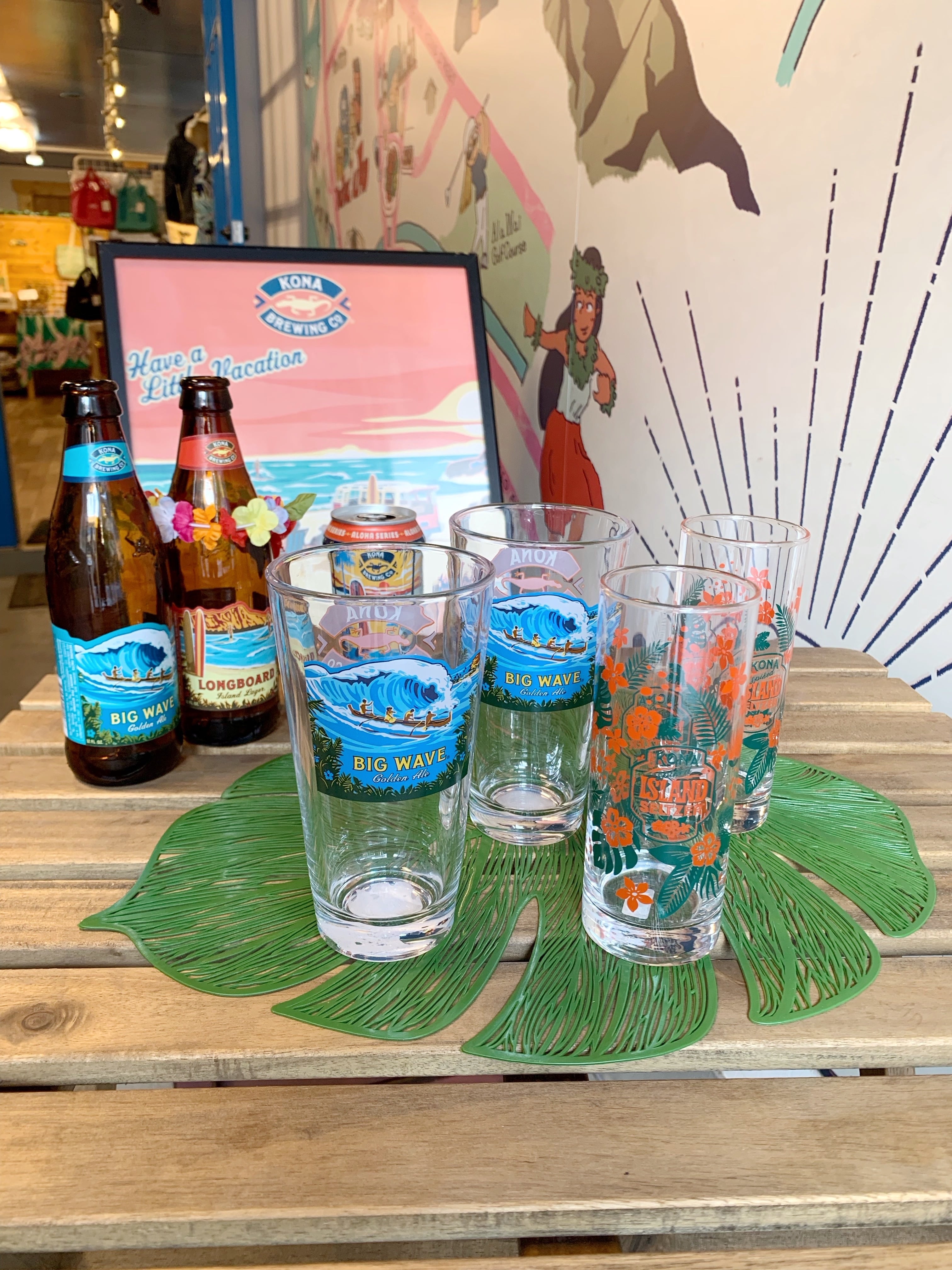 デッドストック⭐︎コナビール⭐︎グラス⭐︎ハワイアン⭐︎メネフネ⭐︎TIKI ハワイの人気商品を安心の国内配送で！【コナビール/ Kona Brewery