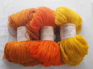 ラトビアの毛糸　ブラウンオレンジ/オレンジ/イエロー