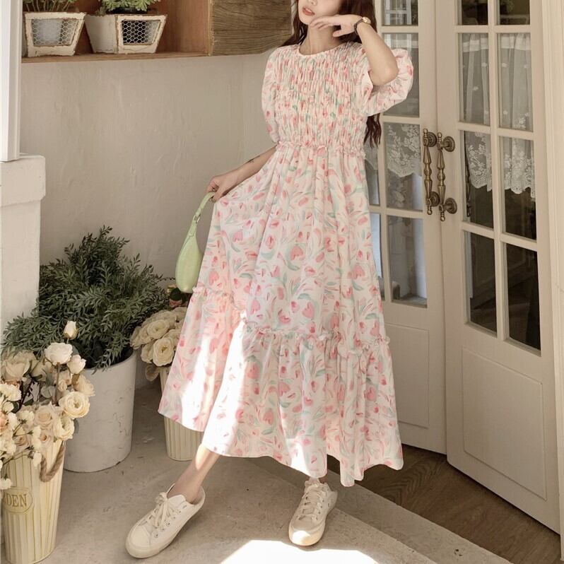 ワンピース レディース ロングワンピース ロング ロング丈 シャーリング フレア ティアード 切り替え 裾フリル トランペットスリーブ ゆったり かわいい 大人可愛い きれいめ カジュアル エレガント シック おしゃれ お洒落 綺麗 おとな ナチュラル ラフ リラックス ガーリー 抜け感 花柄 小花柄 フラワー デート お出かけ 女子会 休日 散歩 リゾート 旅行 海 散歩 フリーサイズ マタニティ 夏 韓国 韓国系 普段使い 着回し ファッション コーデ 重ね着 モテ 20代 30代 40代 送料無料