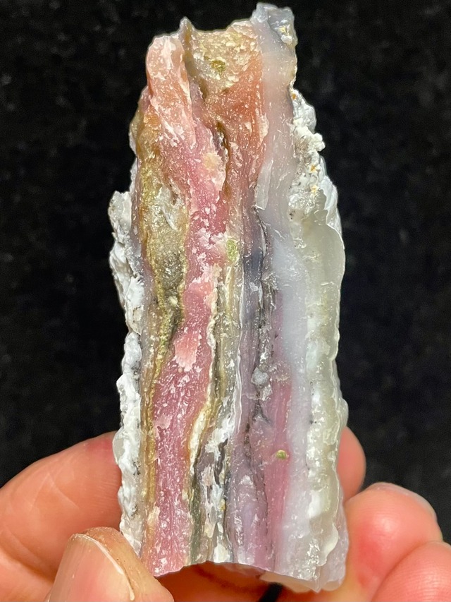 7) 慈愛と優美のピンク！ペルー産「アンデス・ピンクオパール」原石