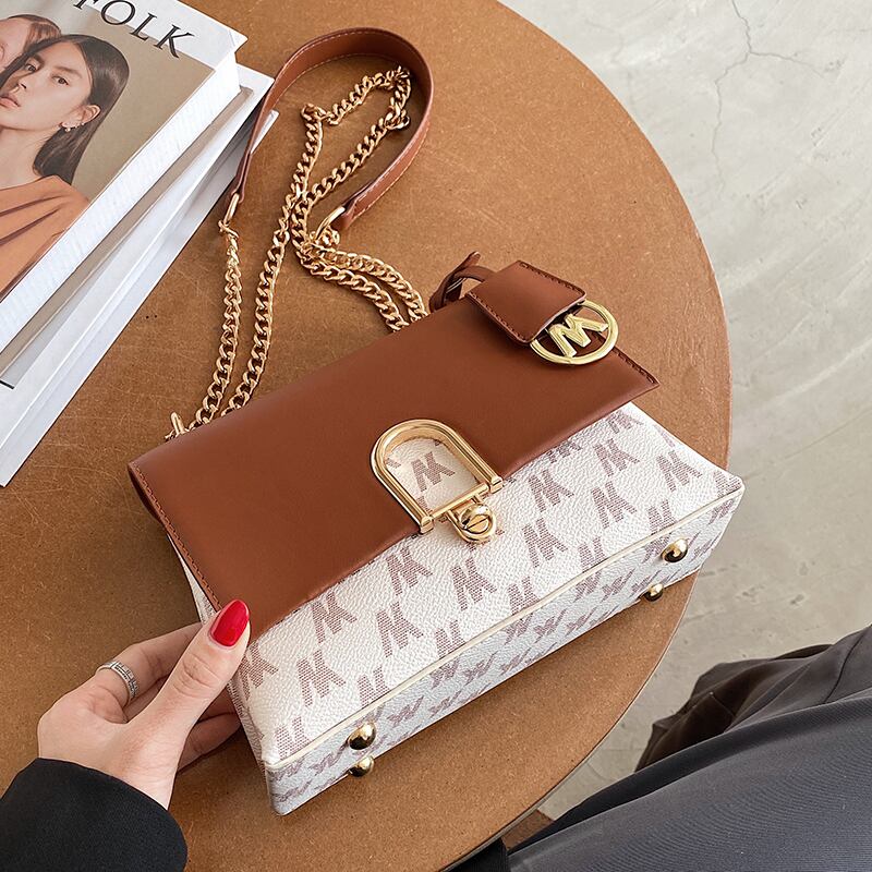 センススモールバッグメス2020秋冬新流行ファッションワイルドワンショルダーアンダーアームバッグネットレッドメッセンジャースモールスクエアバッグ Tiancai_Wing_Bag51027963479