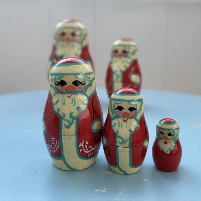 ロシア ノリンスク サンタクロースマトリョーシカ5ピース 普通郵便送料