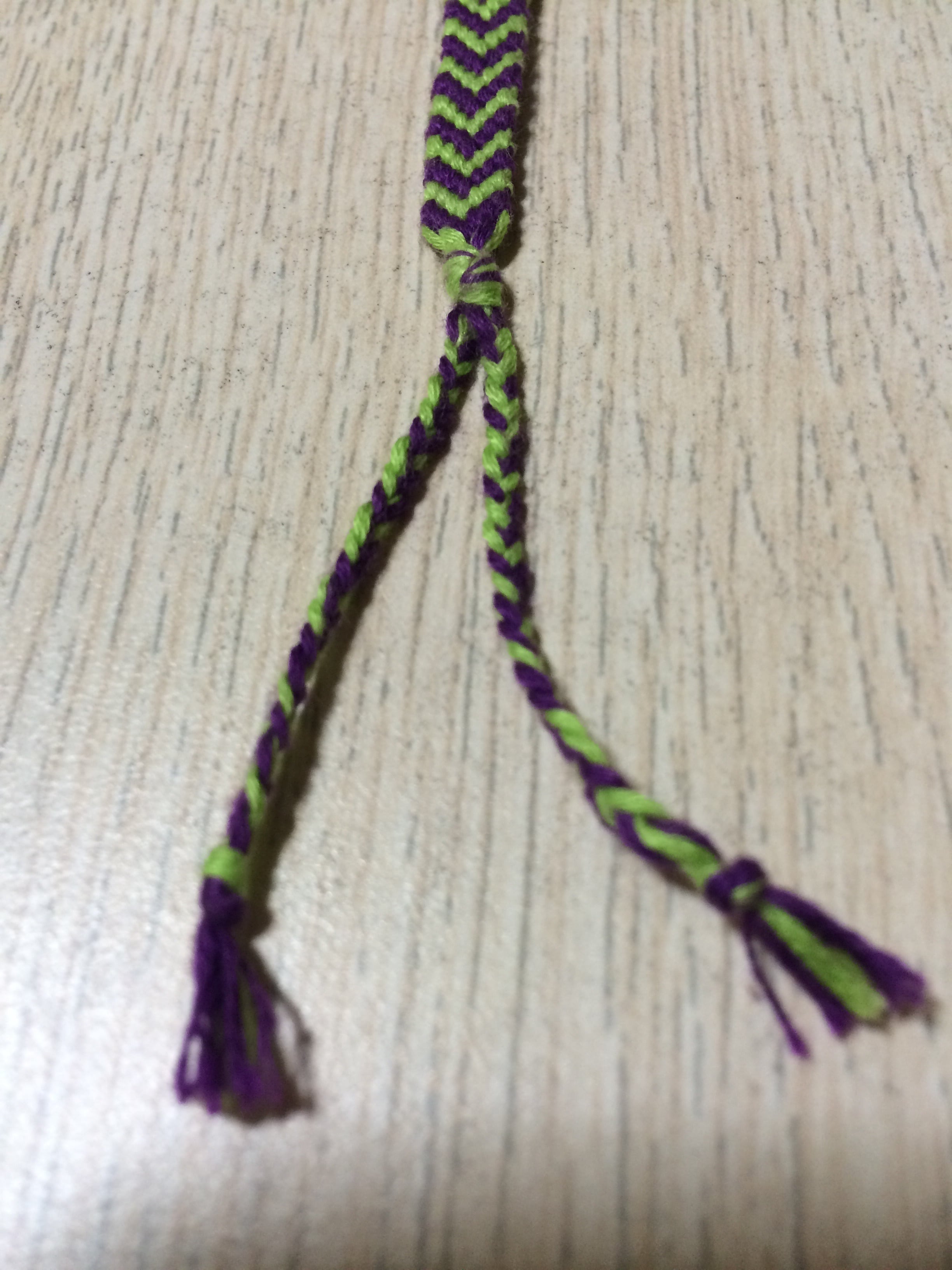 ミサンガ V模様 黄緑 紫 カラー Misangamk ミサンガ V模様 黄緑 紫 カラー Misangamk
