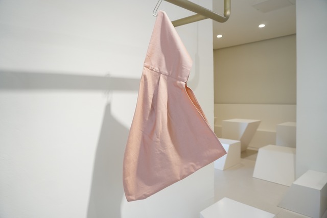 basic sling  smoky pink