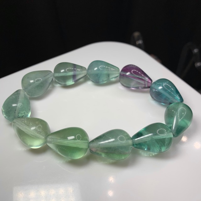 フローライトブレスレット