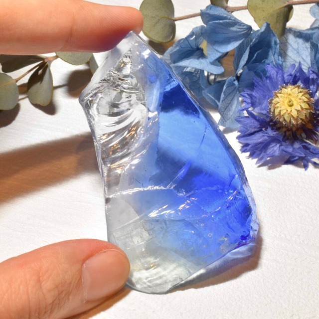 【送料無料】シエラネバダ産 アンダラクリスタル 原石 ロイヤルブルー×クリアバイカラー