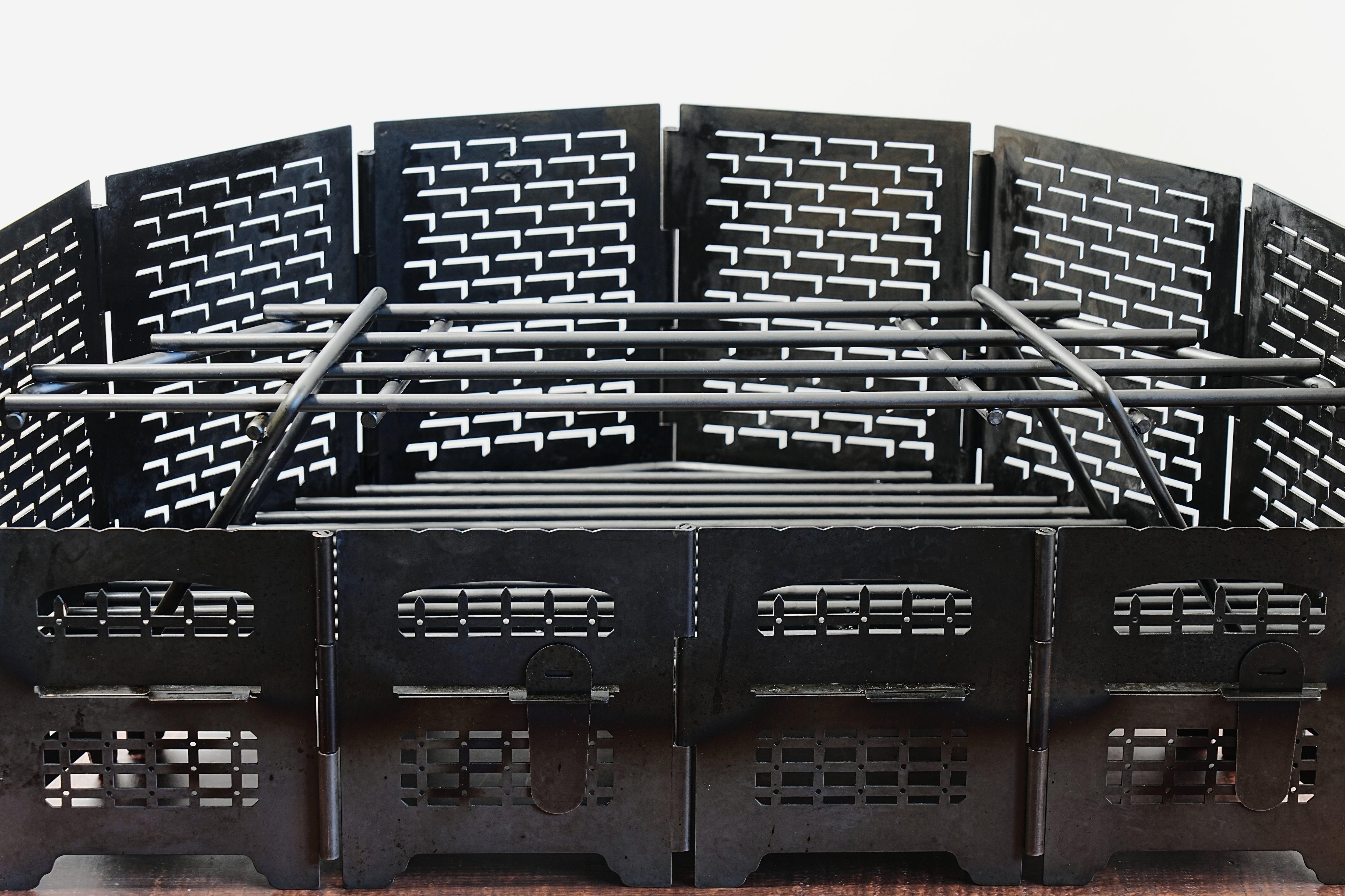 ロストル（五徳） | エンベリ座