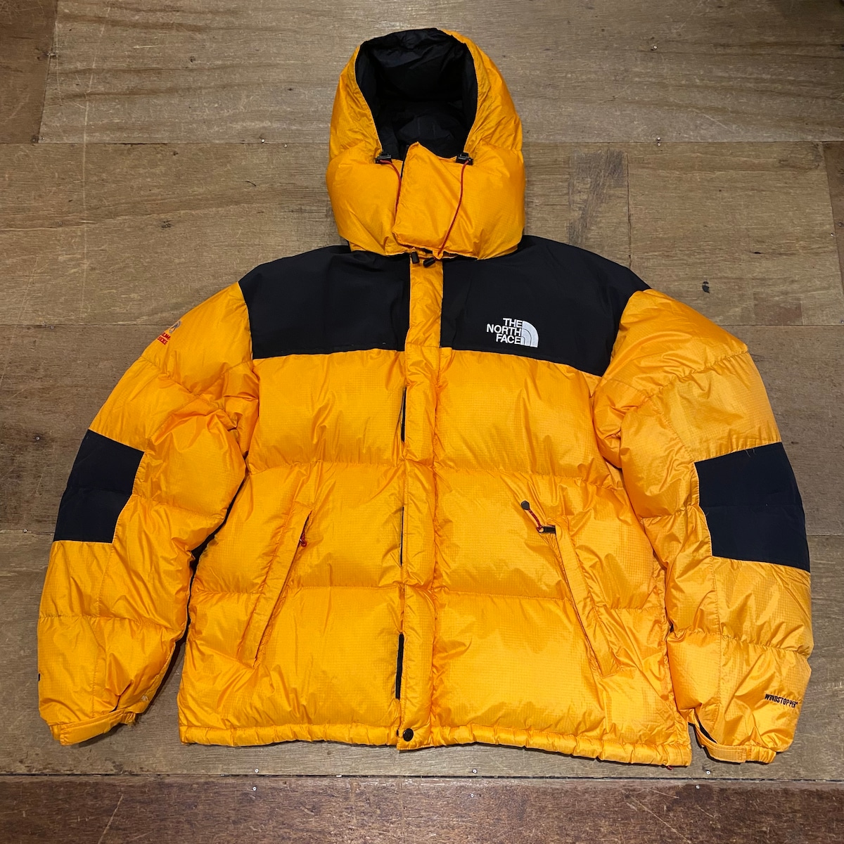 THE NORTH FACE BALTRO LIGHT JACKET | DESERTSNOW