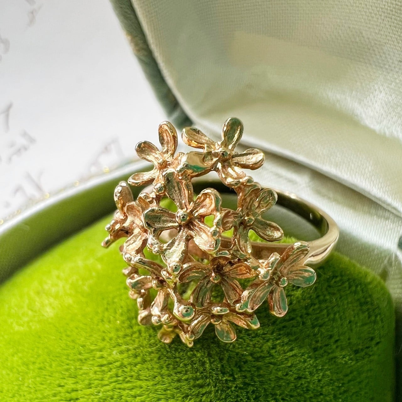 美品 多い k18 ペリドット トパーズ 花モチーフ リング 