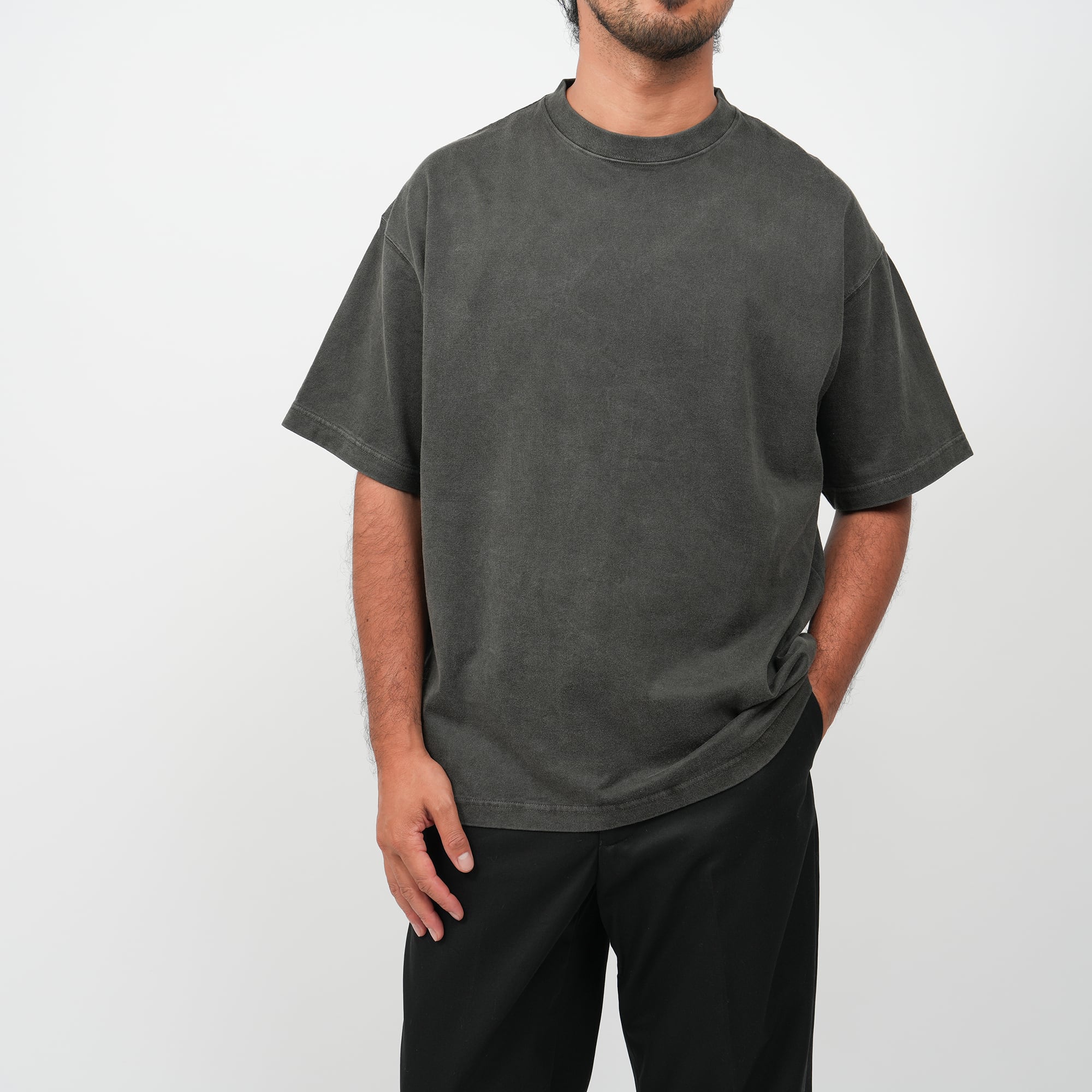 Pigment Dyed Relax Fit T-shirts (black)