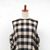 Pale Jute  Block check no-sleeve blouse