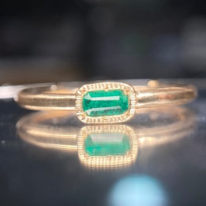 LM7229　K10エメラルドリング