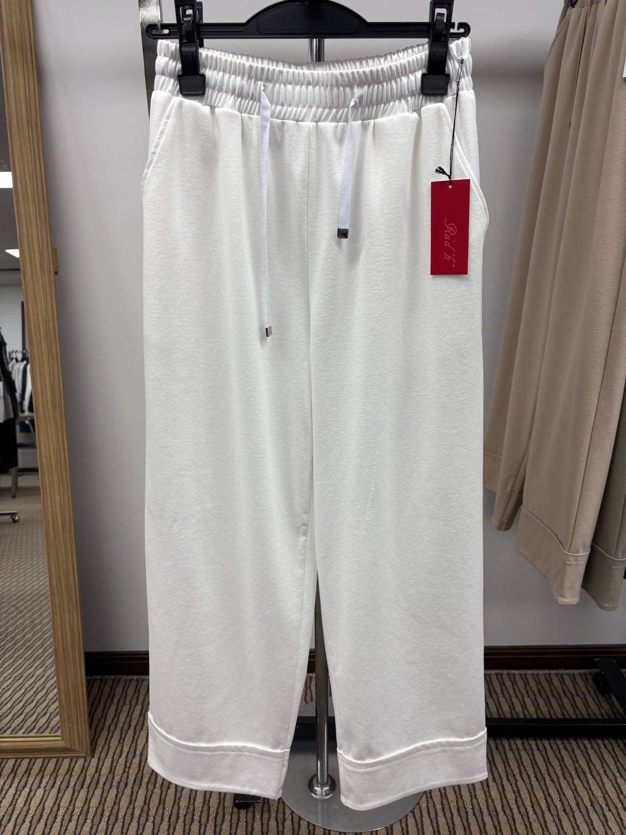 ラドアッシュ　うすポンチ　クロップドワイドパンツ　61-5433