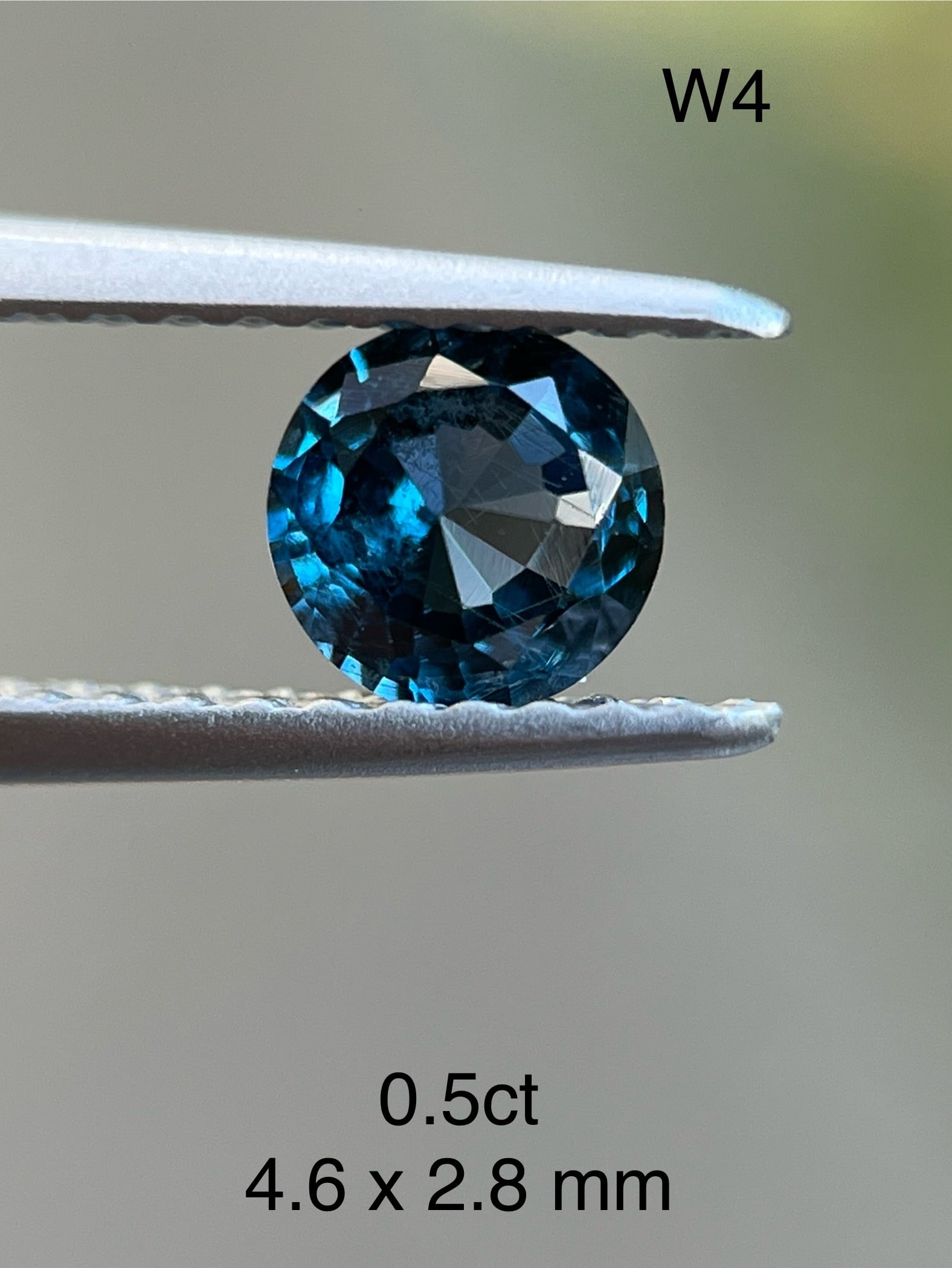 ブルースピネルルース0.5ct 4.6x2.8ct Natural blue Spinel ブルースピネルルース0.5ct 4.6x2.8ct Natural blue Spinel