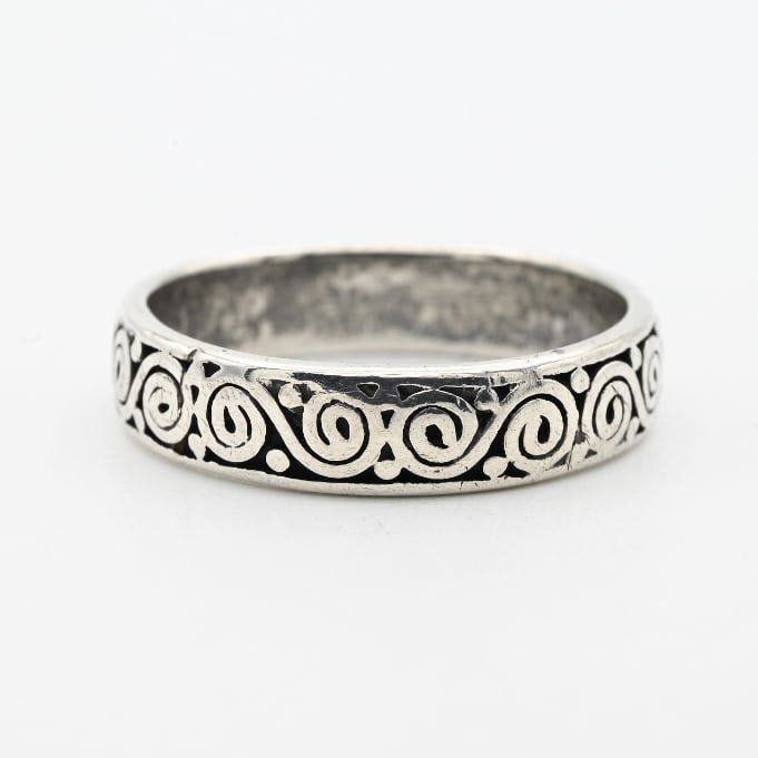 Cutting Out Abstract Swirl Design Band Ring #16.5 / Denmark