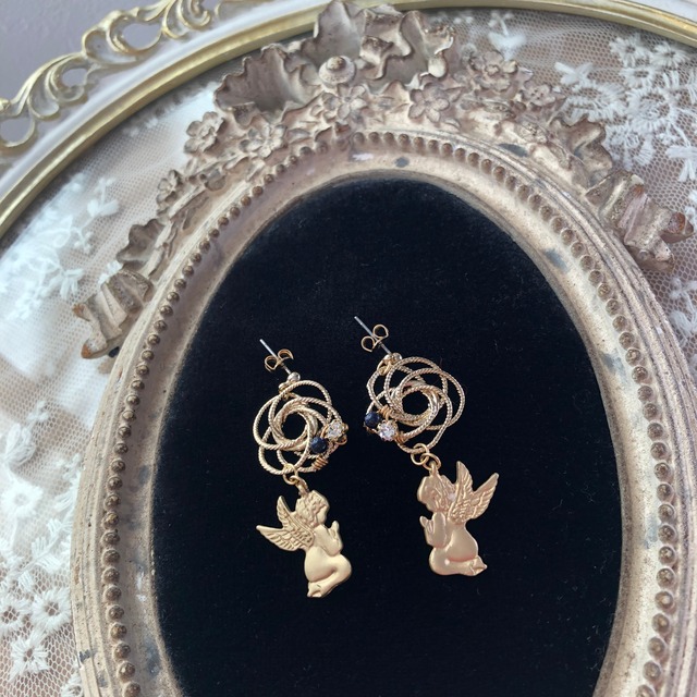 ヴィンテージパールとスライドクラスのピアス