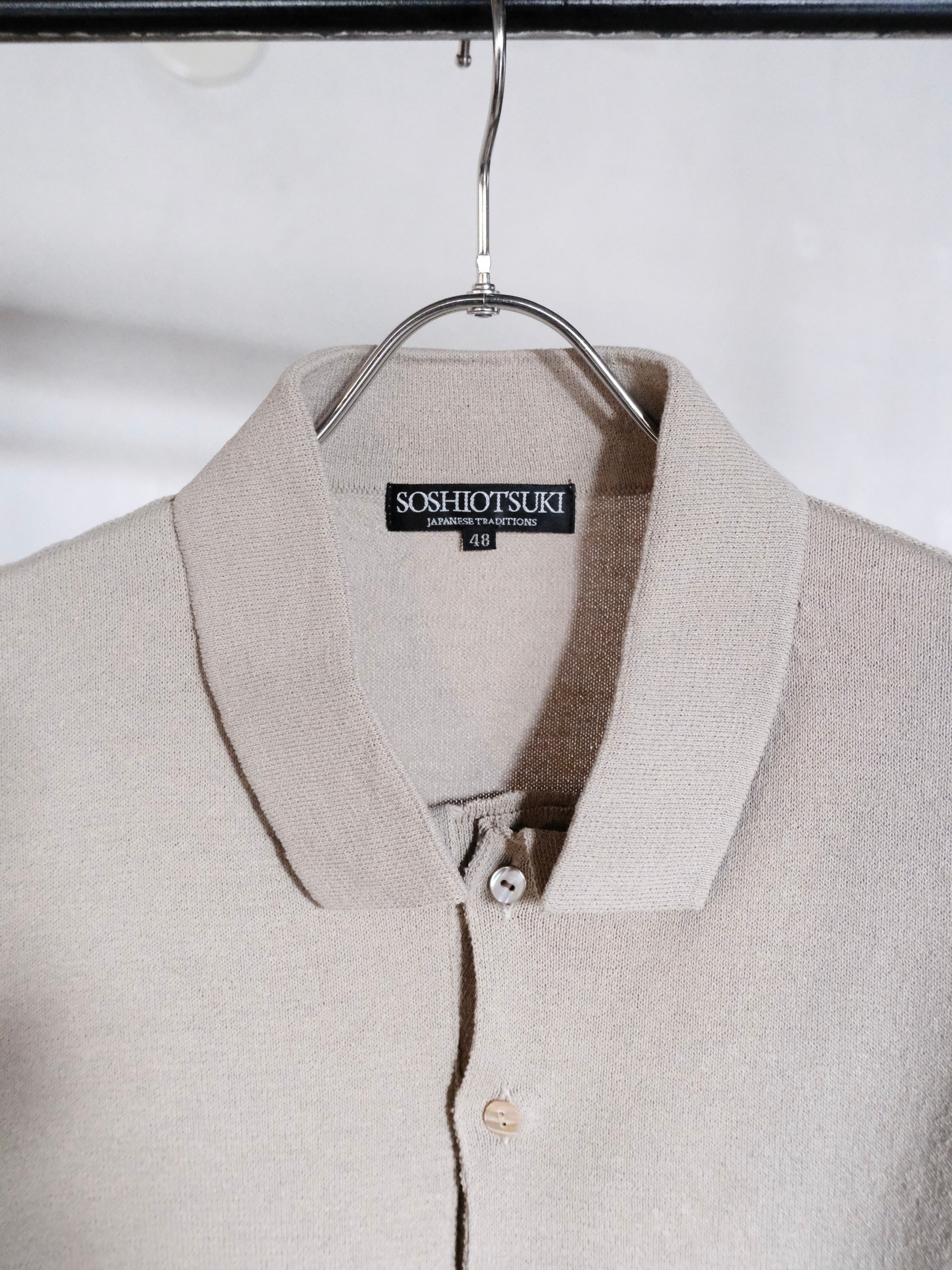 SOSHIOTSUKI】 DRAPED PLACKET POLO SHIRT | THE OUR