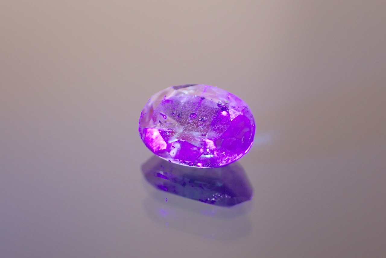 インディゴカイヤナイト　0.67ct　[D3-264]