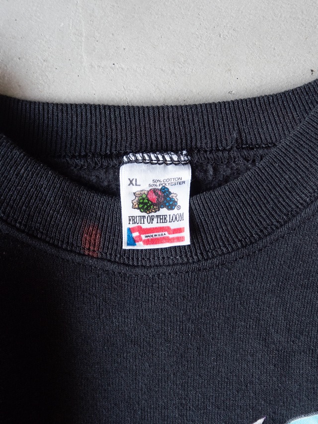 "UNITED NATIONS" '90s vintage Crew neck sweat