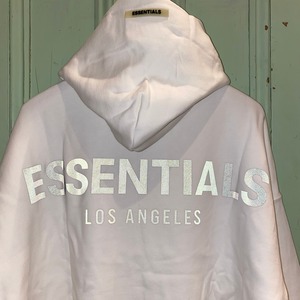 価格改正！ LA限定！FOG ESSENTIALS プルパーカー¥41800→¥25000+tax