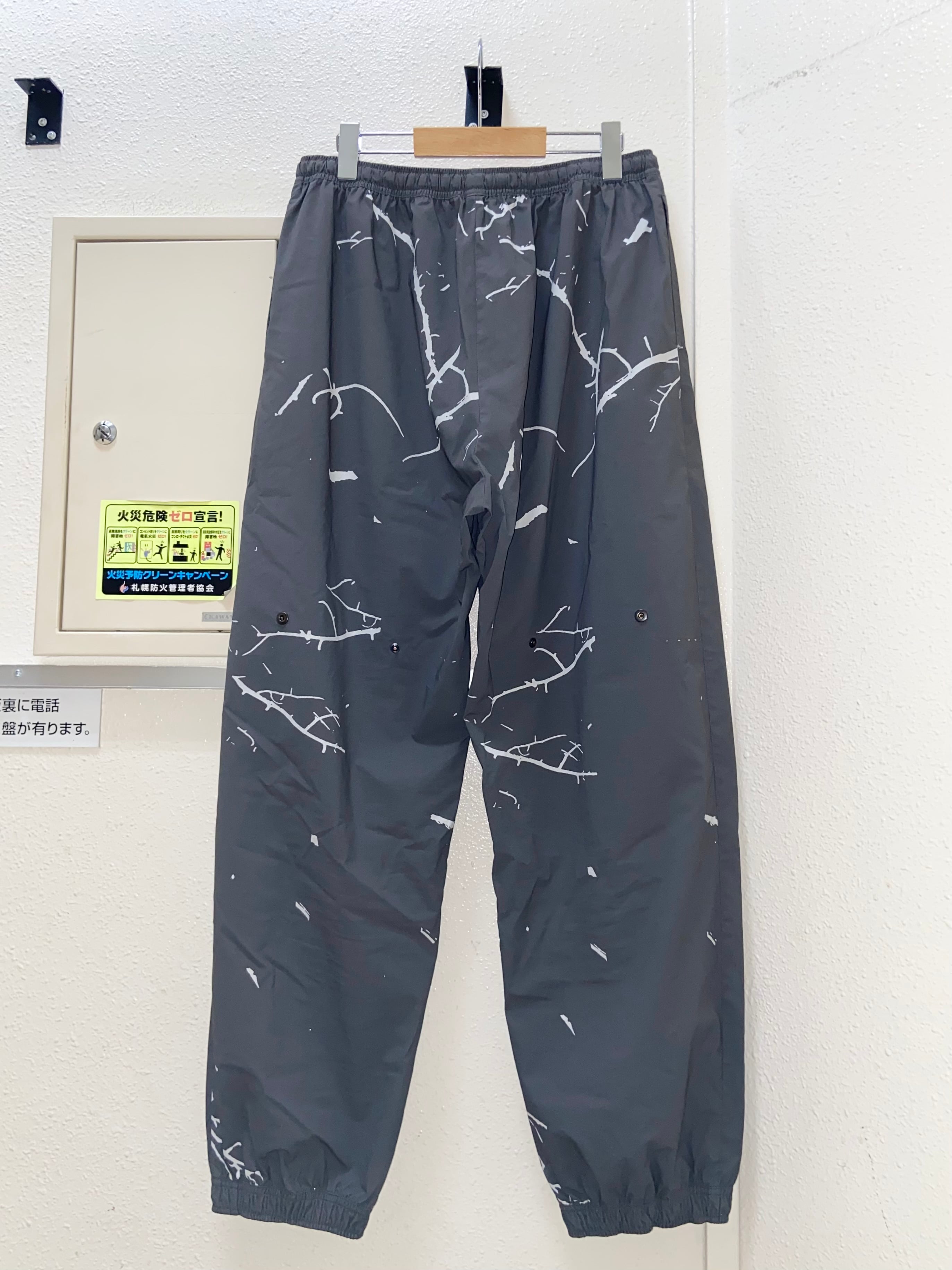 2018 OAKLEY by Samuel Ross オークリー Parachute Tree Print Pants